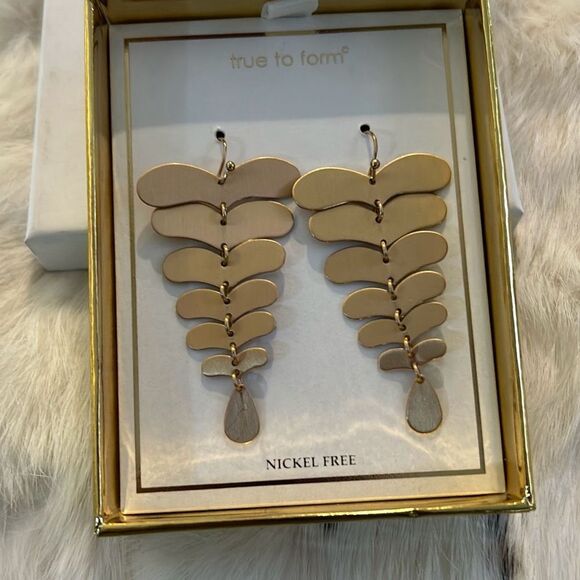 Matte Gold Tone Dangle Earrings - Picture 4 of 4